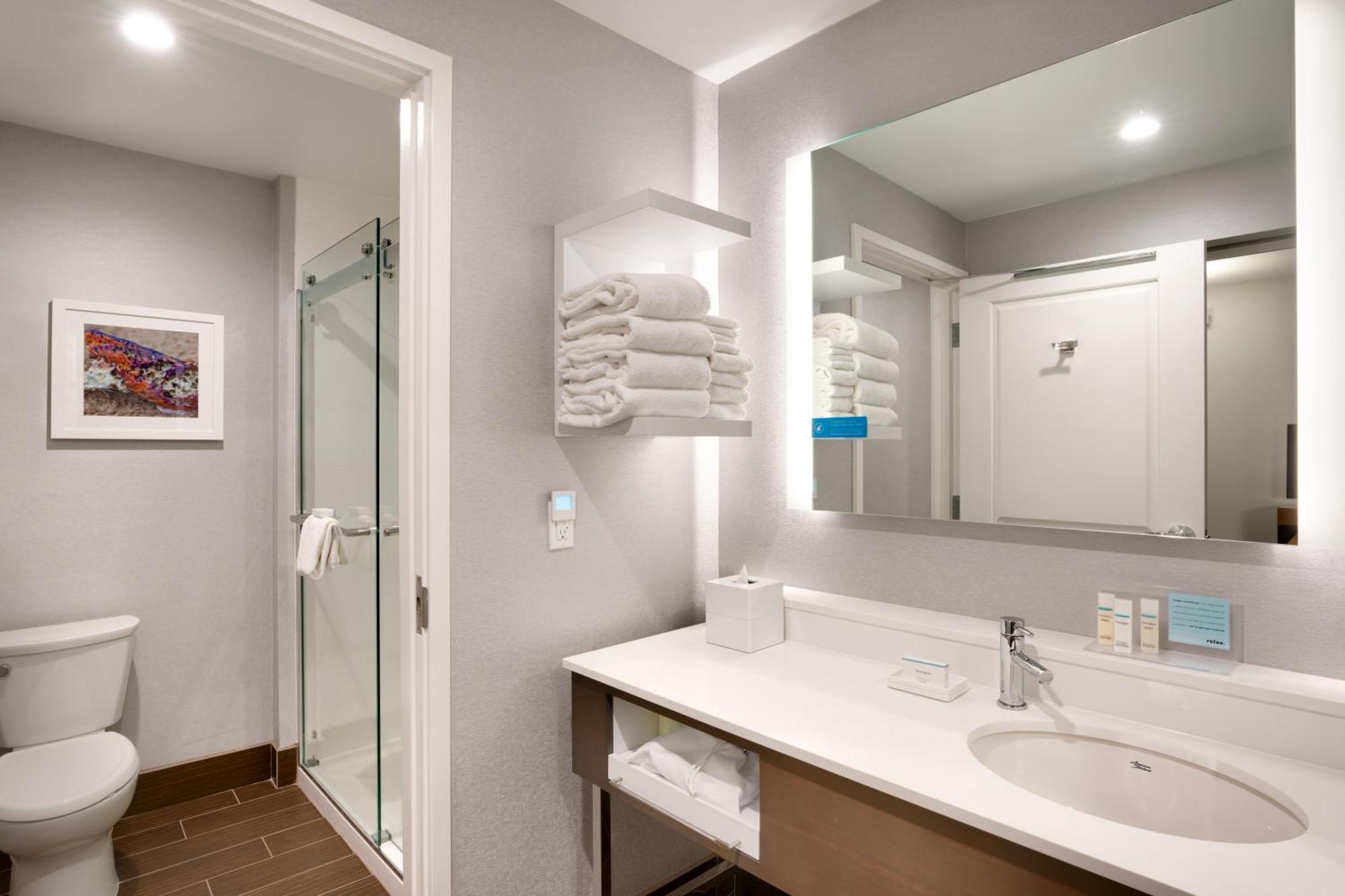 Hampton Inn & Suites Anaheim Resort Convention Center Zewnętrze zdjęcie